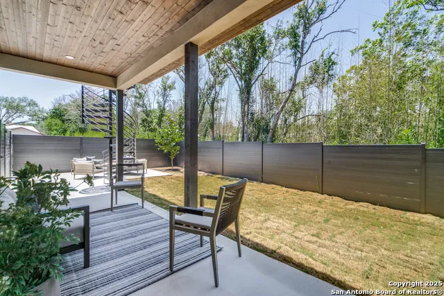401 Oak Park Dr Unit B Boerne, TX 78006